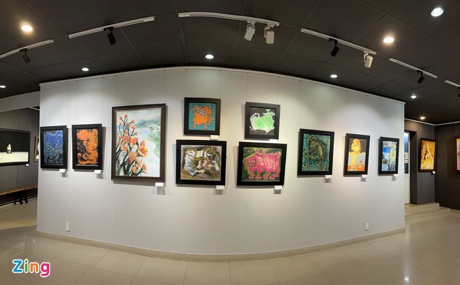 Erste Bilderausstellung nach sozialer Distanzierung beim Verband für bildende Kunst von Ho Chi Minh Stadt  - ảnh 1