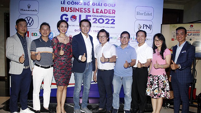 200 Golfer kämpfen in Golfturnier “Business Leader Golf Championship 2022” - ảnh 1