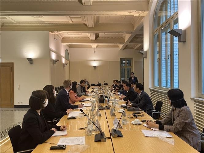 Zusammenarbeit zwischen Parlamenten Vietnams und Deutschlands verstärken - ảnh 1