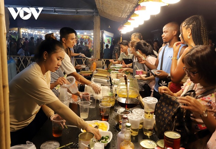 Sommerfest Da Nang 2023 eröffnet - ảnh 1