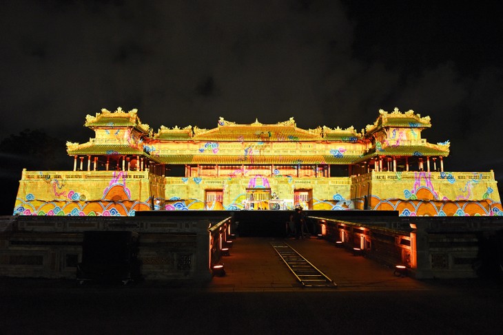 Lichtfest beim Hue-Festival 2024 - ảnh 1