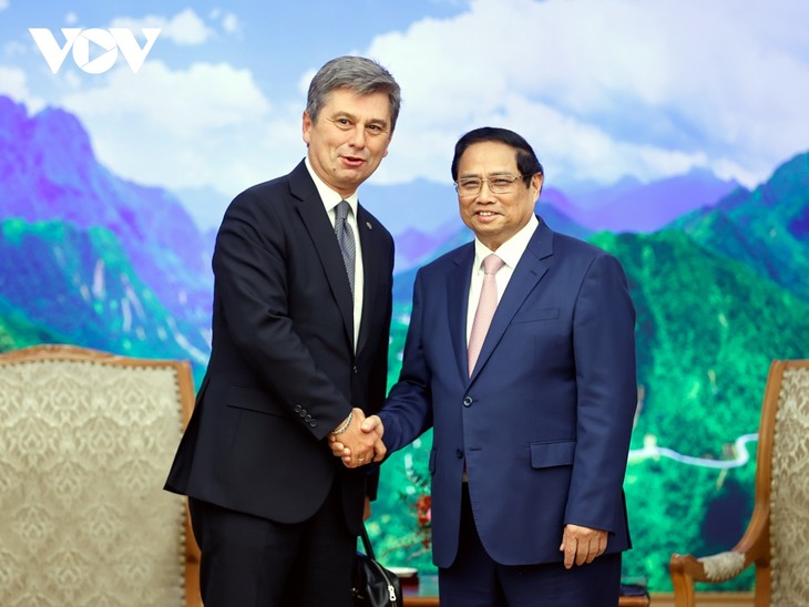 Premierminister Pham Minh Chinh empfängt FIATA -Delegation - ảnh 1