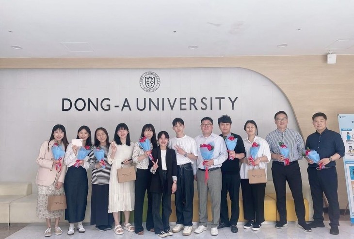 Vietnamesische Studierende in Südkorea verbreiten schönes Image über das Land und die Leute Vietnams - ảnh 1