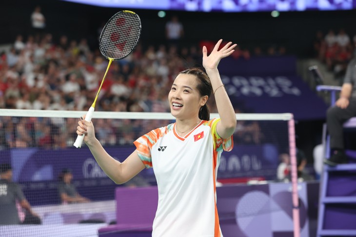 Badmintonspielerin Nguyen Thuy Linh tritt beim erweiterten Badmintonturnier an - ảnh 1