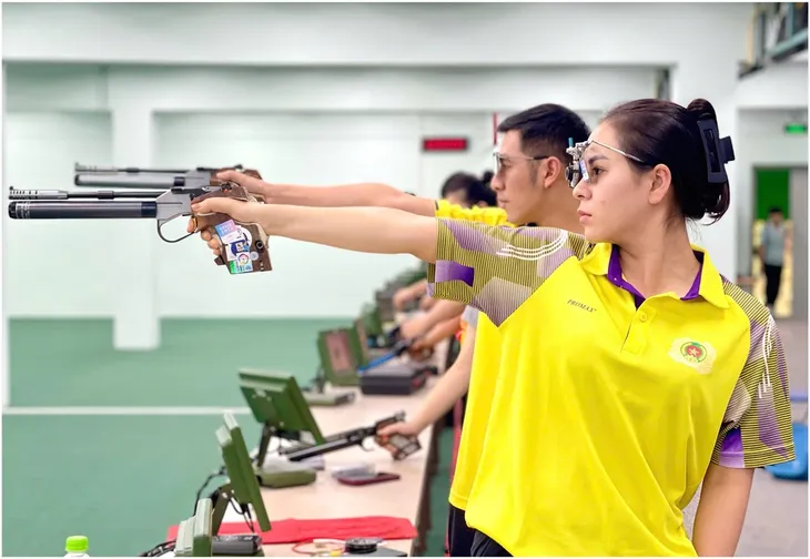 Erste Auslandsreise der vietnamesischen Schießmannschaft 2025 - ảnh 1