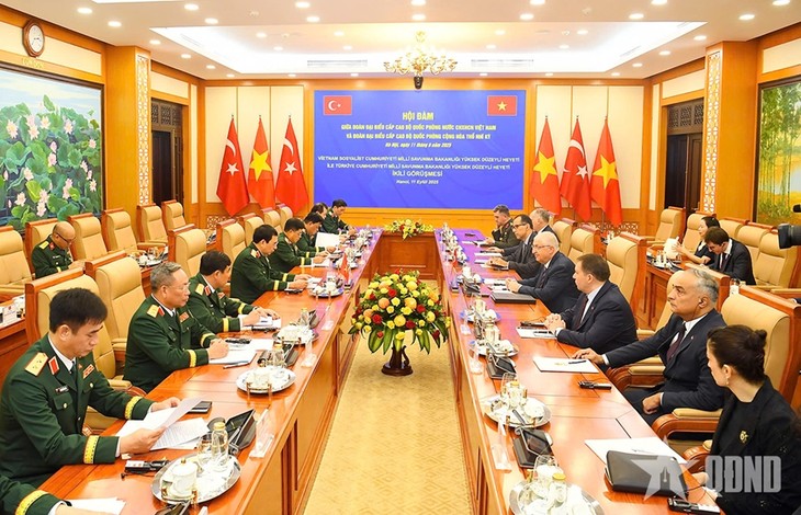 Verteidigungszusammenarbeit zwischen Vietnam und der Türkei verstärkt - ảnh 1