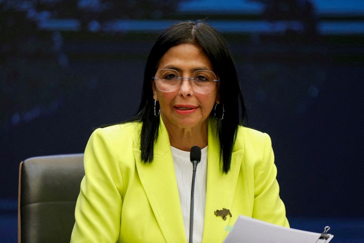 Venezuelas Vizepräsidentin Delcy Rodriguez zur Interimspräsidentin ernannt - ảnh 1