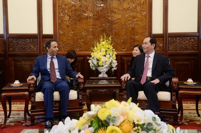 President receives UAE ambassador - ảnh 1