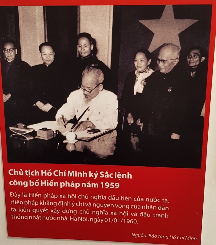 Exhibit marks August Revolution, National Day - ảnh 1