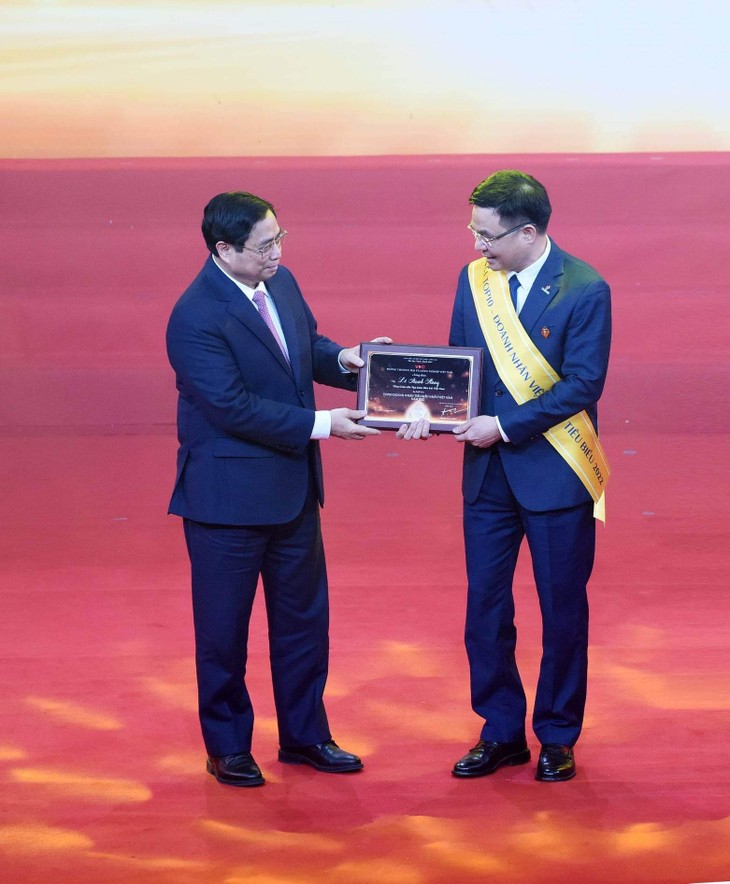 Petrovietnam celebrates Entrepreneurs’ Day with impressive achievements - ảnh 3