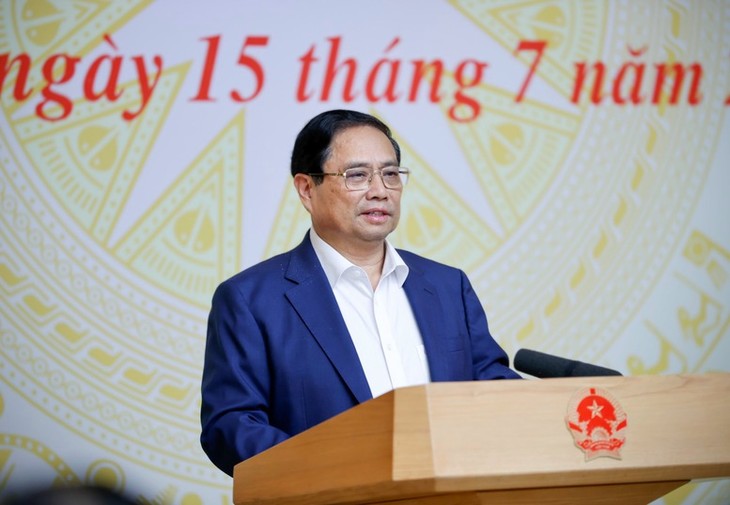 PM pushes administrative reform - ảnh 1