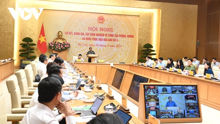 PM chairs conference to learn from response to typhoon Yagi - ảnh 1