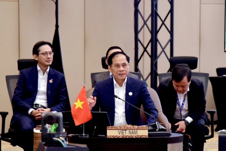 Vietnam supports ASEAN goals under Malaysia’s 2025 chairmanship - ảnh 1