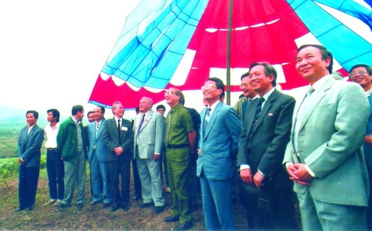 PM’s article highlights former President Tran Duc Luong’s substantial contributions to national development  - ảnh 2