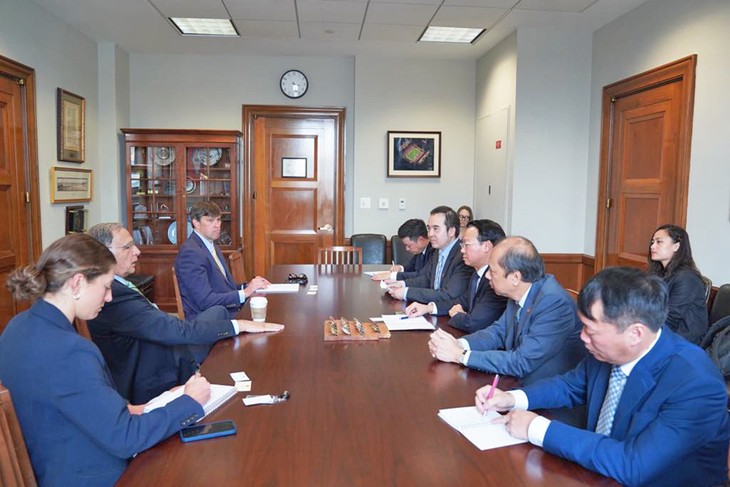 Vietnam to import more US farm produce  - ảnh 1