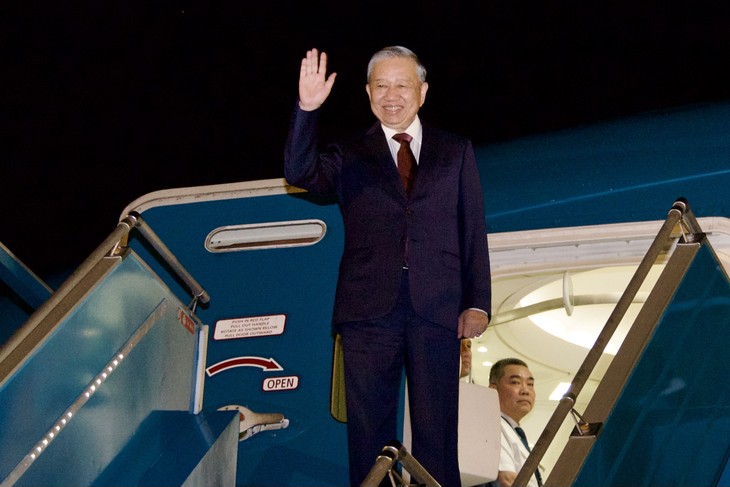 Party leader arrives in Pyongyang for state visit to DPRK - ảnh 1