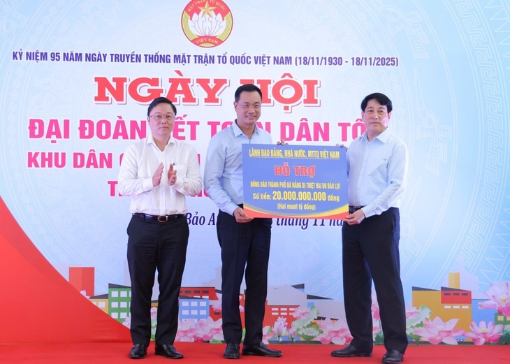 People must be the center, subject, goal, and driving force of development: President - ảnh 1