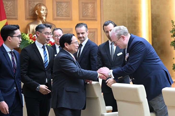 PM calls for European investment in Vietnam’s semiconductor manufacturing - ảnh 1