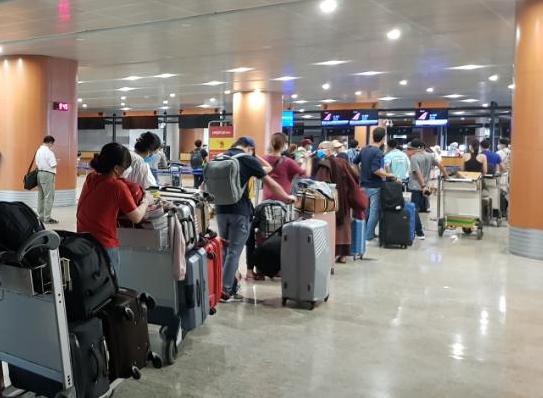 พบผู้ติดเชื้อรายใหม่ที่เดินทางมาจากต่างประเทศ 1 ราย - ảnh 1