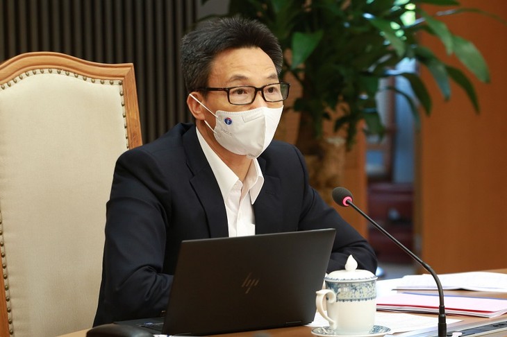 ร่างยุทธศาสตร์เพื่อรับมือการระบาดใหญ่ของโควิด-19ในสถานการณ์ใหม่ - ảnh 1