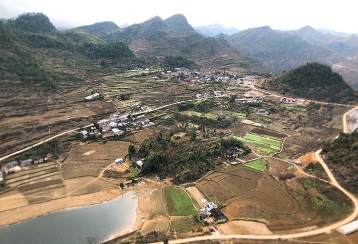 ความสวยงามของหมู่บ้านโลโลฉายในจังหวัดห่ายาง - ảnh 1