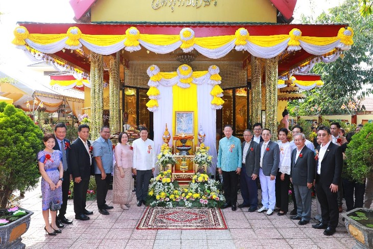 สมาคมมิตรภาพไทย-เวียดนามถวายผ้าพระกฐินพระราชทาน ที่ประเทศเวียดนามประจำปี 2023  - ảnh 1