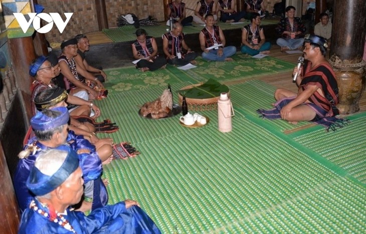 อนุรักษ์ศิลปะการแสดง nói lý - hát lýของชนเผ่าเกอตู - ảnh 1