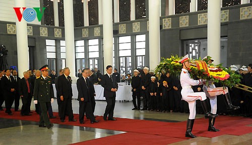 State funeral for General Vo Nguyen Giap - ảnh 7