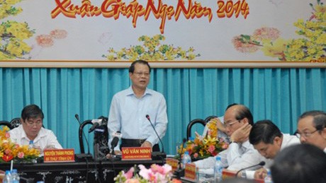 Deputy Prime Minister Vu Van Ninh works with Ben Tre province - ảnh 1