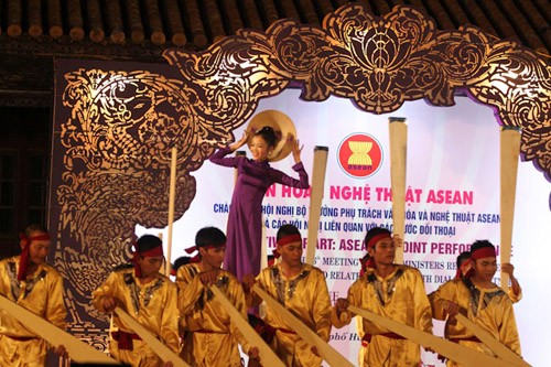 Hue Festival 2014: impressive ASEAN Art Night - ảnh 2