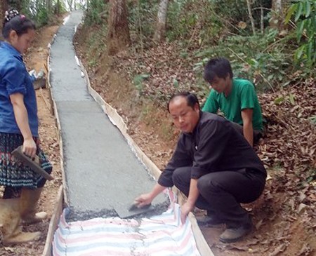 Trang Seo Pao connects poor hamlets - ảnh 1