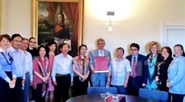 Vietnam, San Marino share experience in education, culture, youth - ảnh 1