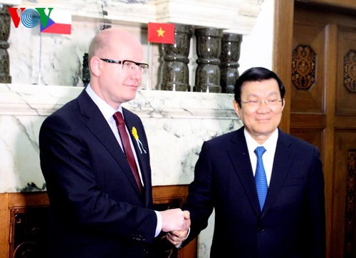 President Truong Tan Sang ends visit to the Czech Republic - ảnh 1