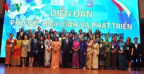 Vietnamese women’s increasing role in society - ảnh 1