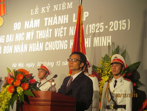 Vietnam Fine Arts University receives Ho Chi Minh Order - ảnh 1