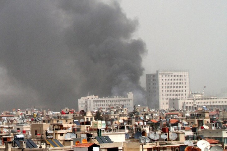 Mindestens 40 Tote bei Bombenanschlag in Syrien - ảnh 1