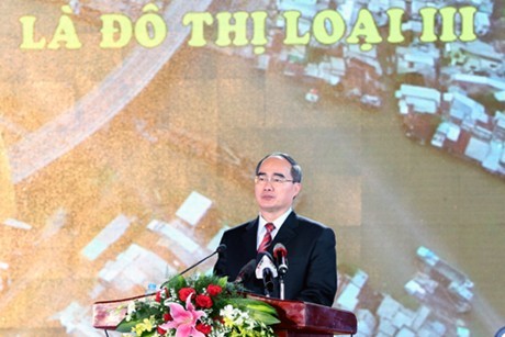 Anerkennung der Stadt Nga Bay zu der dritten Kategorie - ảnh 1