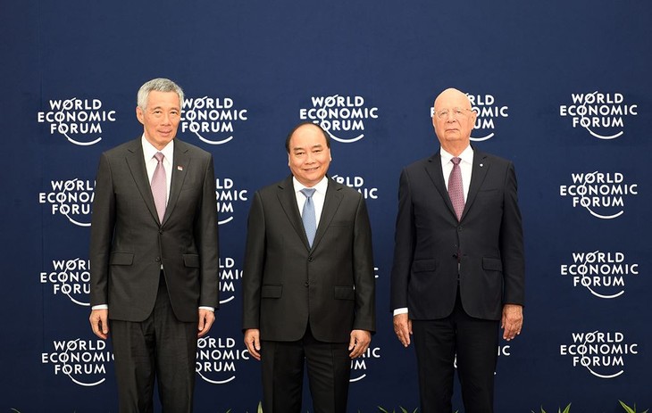 Offizieller Empfang der Spitzenpolitiker und Leiter der Delegation beim WEF ASEAN - ảnh 1