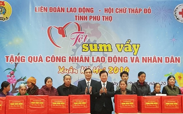 Vizepremierminister Trinh Dinh Dung besucht Phu Tho - ảnh 1