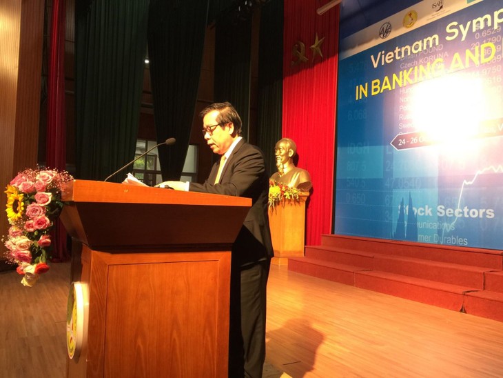 Finanzen und Banken – Jährliches Forum eröffnet - ảnh 1