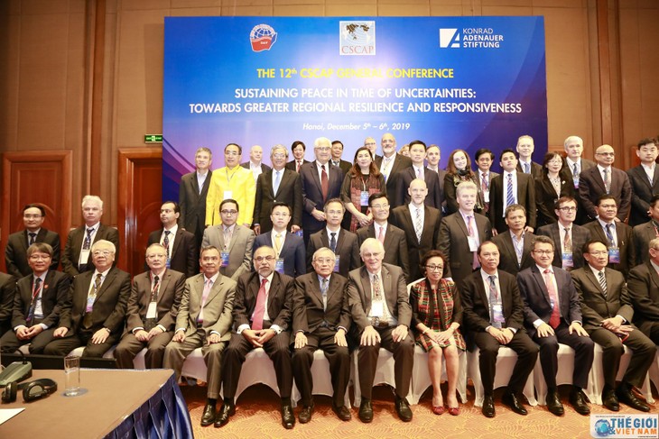 Bewahrung des Friedens zur Anpassung und Verbesserung der Unabhängigkeit in der Region - ảnh 1