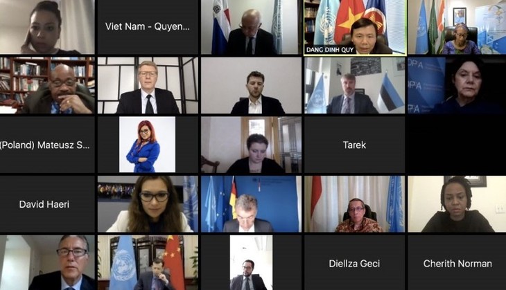 Vietnam ruft zum Schutz der Bürger in Staaten mit gewalttätigen Konflikten und COVID-19-Pandemie auf - ảnh 1