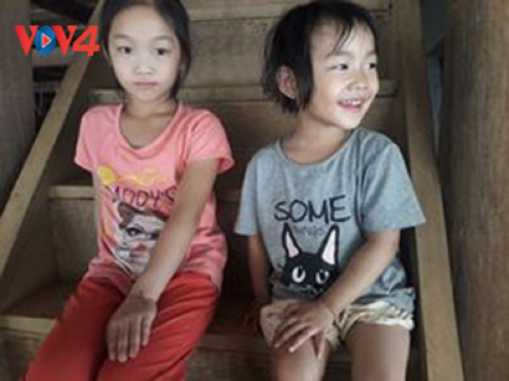 Gebräuche: Schnurarmband bringt der ethnischen Minderheit Thai Gesundheit und Frieden - ảnh 1