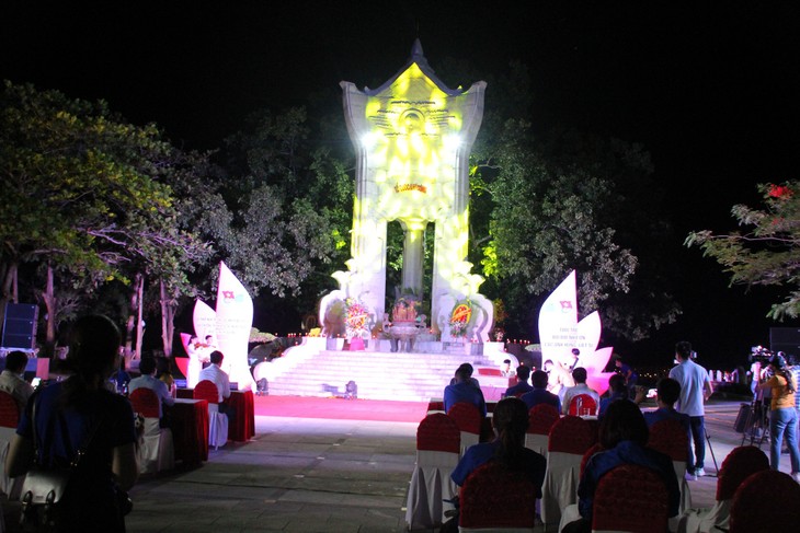 Konzert „Sehnsucht nach Frieden“ - ảnh 1