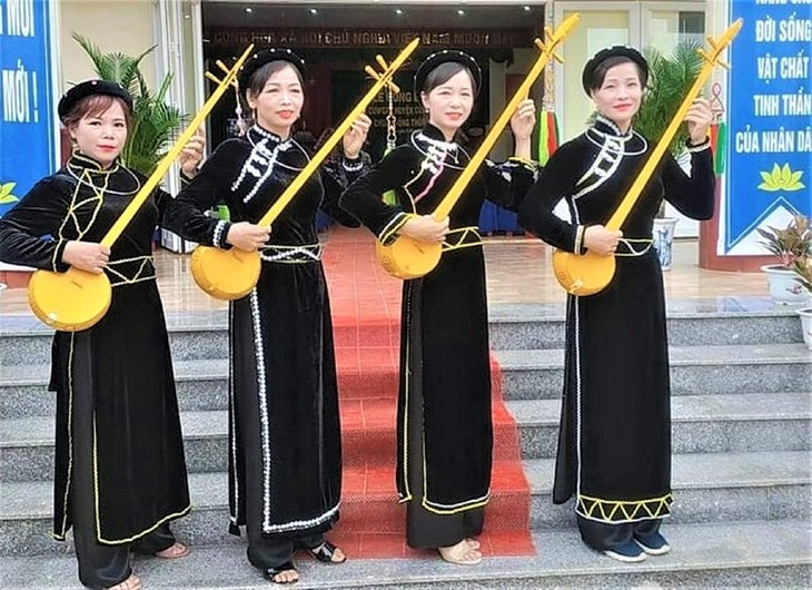  Tay-Gesänge vertreiben COVID-19  - ảnh 1