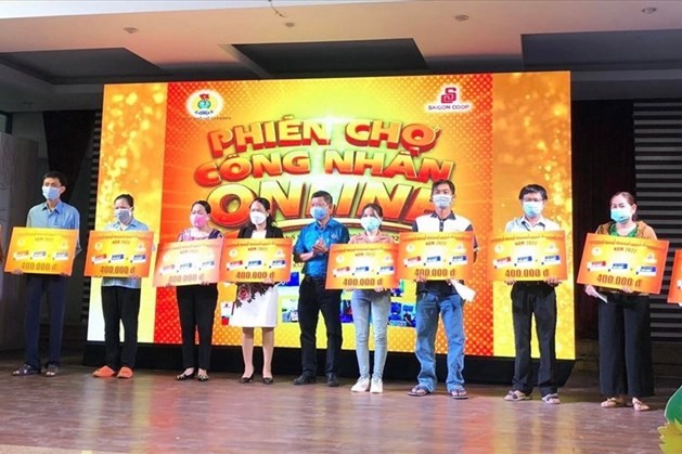 Tet – Ein Fest der Dankbarkeit und Liebe  - ảnh 1