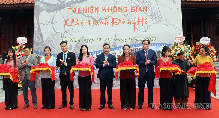 Bac Ninh stellt wieder den Raum des Marktes für Dong Ho-Bilder her - ảnh 1