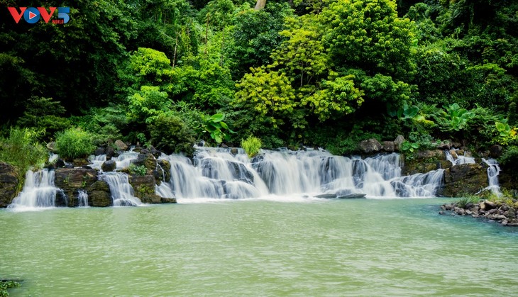 ມາຢ້ຽມຢາມແຂວງດັກລັກ ທ່ຽວຊົມບັນດາຖ້ຳສວຍງາມດັ່ງໃນຝັນ - ảnh 11