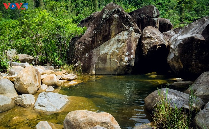 ມາຢ້ຽມຢາມແຂວງດັກລັກ ທ່ຽວຊົມບັນດາຖ້ຳສວຍງາມດັ່ງໃນຝັນ - ảnh 16