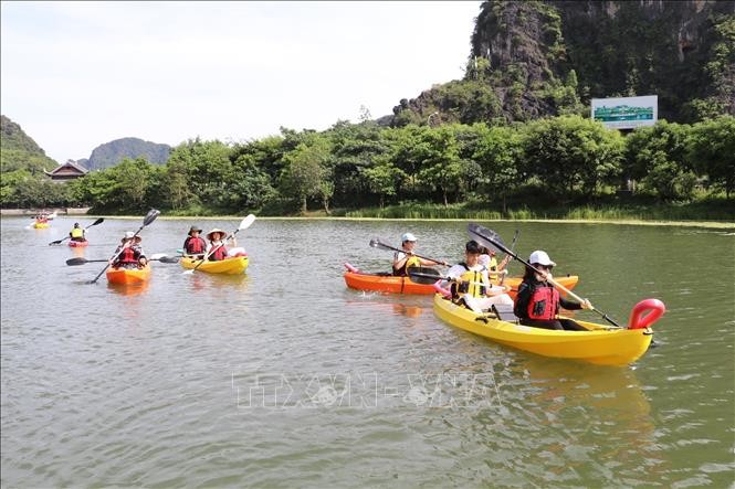 ຫວຽດ​ນາມ ສາ​ມາດ​ຕ້ອນ​ຮັບ​ແຂກ​ທ່ອງ​ທ່ຽວ​ສາ​ກົນ​ແຕ່  6 – 8 ລ້ານ​ເທື່ອ​ຄົນ ຖ້າ​ຫາກ​ເປີດ​ປະ​ຕູ​ໃນ​ໄຕ​ມາດ 3/2020 - ảnh 1